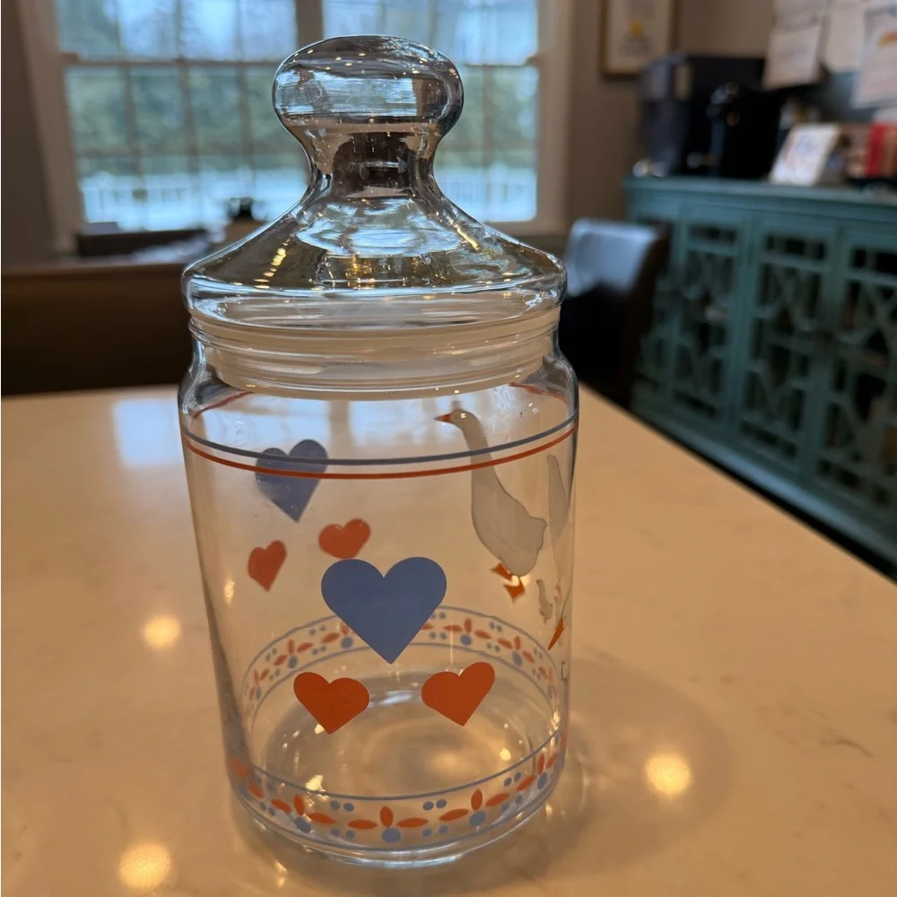 Vintage “Hearts and Geese” Canister by Luminary - France - Picture 3 of 6